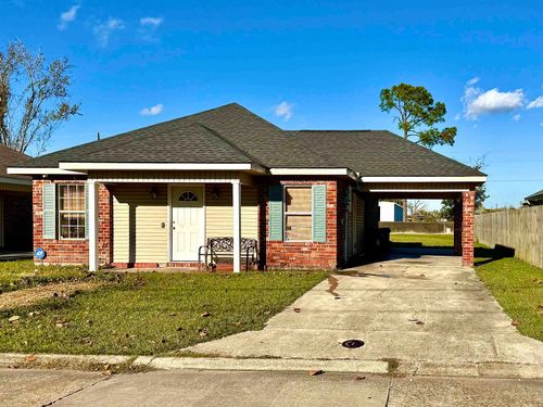 1115 Acadian Dr, Houma, LA, 70363-5871 | Card Image