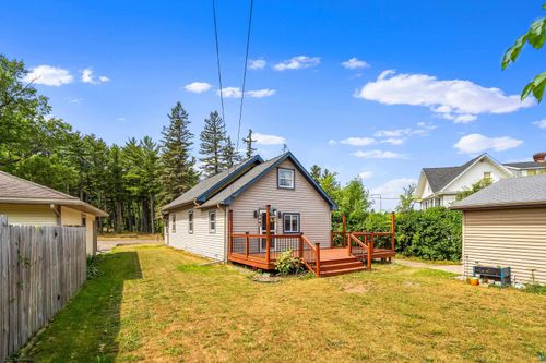 326 Lake Ave, Cloquet, MN, 55720-2061 | Card Image