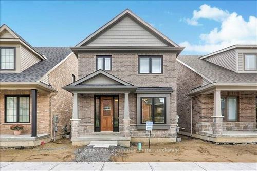 9 Drummond St, Port Hope, ON, L1A0E5 | Card Image