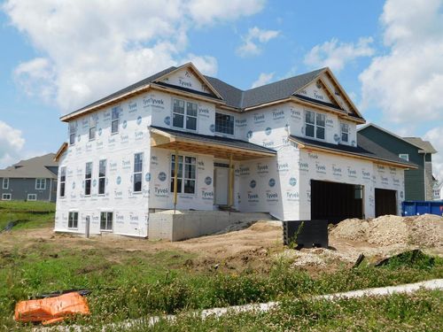 711 Kohlwey Drive, Grafton, WI, 53024 | Card Image