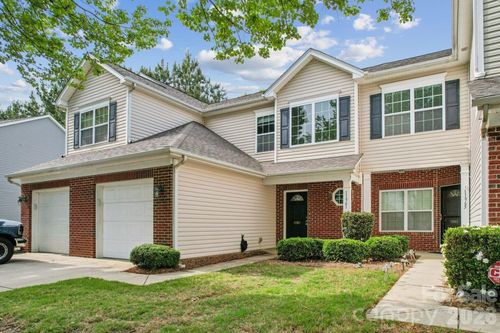 11961 Stratfield Place Cir, Pineville, NC, 28134-7325 | Card Image