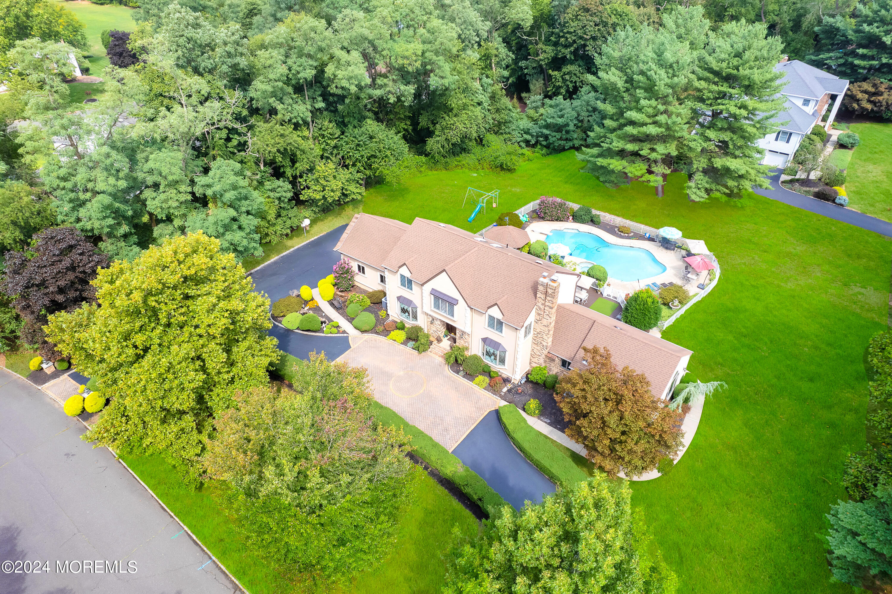 Stirrup Dr, Freehold, NJ 07728