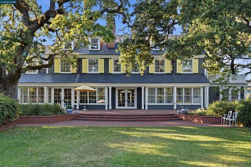 7 Haciendas Rd, Orinda, CA, 94563-1714 | Card Image