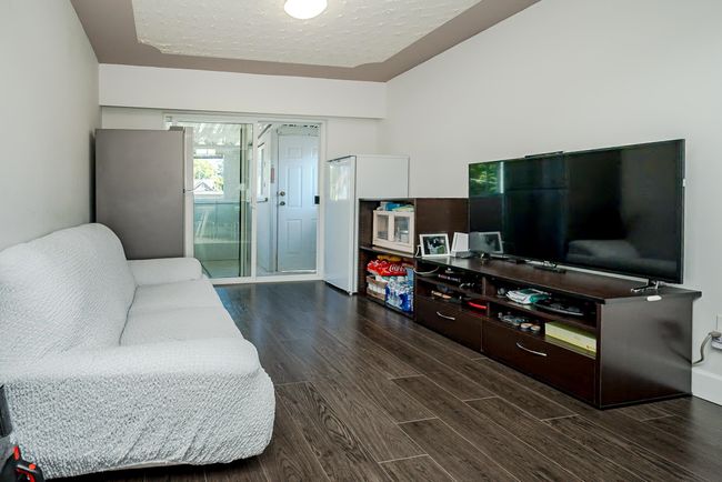 6074 Sherbrooke St, House other with 6 bedrooms, 4 bathrooms and 2 parking in Vancouver BC | Image 11