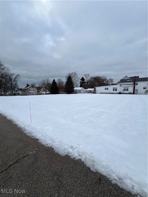 509 W Prospect Rd, Ashtabula, OH, 44004-5864 | Card Image