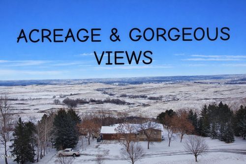 4204 Old Red Trl Nw, Mandan, ND, 58554-1351 | Card Image