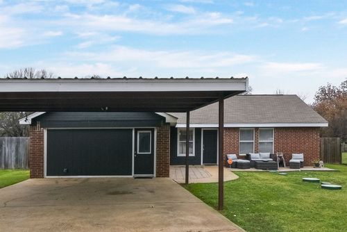 708 Shady Grove Dr, Granbury, TX, 76049-7580 | Card Image