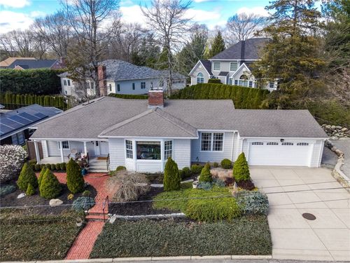 12 Coldbrook Ct, Cranston, RI, 02920-3636 | Card Image
