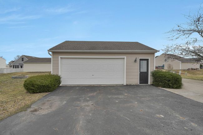 1121 Lake Forest Dr, House other with 3 bedrooms, 2 bathrooms and null parking in Hebron OH | Image 27
