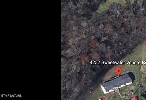 4232 Sweetwater Vonore Rd, Sweetwater, TN, 37874-6628 | Card Image