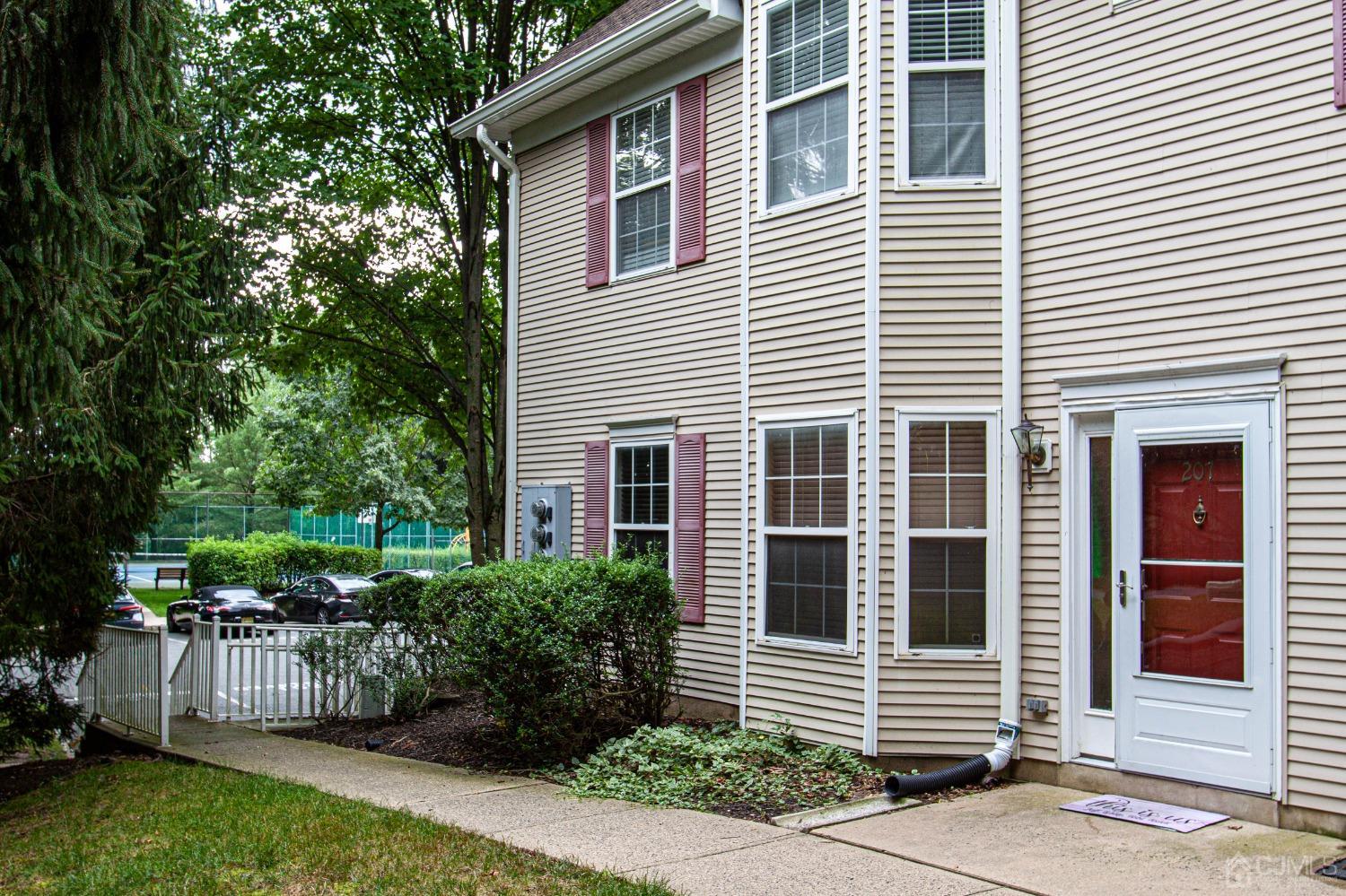 Cypress Ln, East Brunswick, NJ 08816