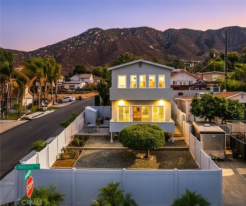 33411 Landerville Blvd, Lake Elsinore, CA, 92530-5711 | Card Image