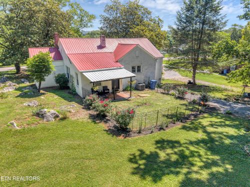 403 Rose Ave, Alcoa, TN, 37701-2849 | Card Image