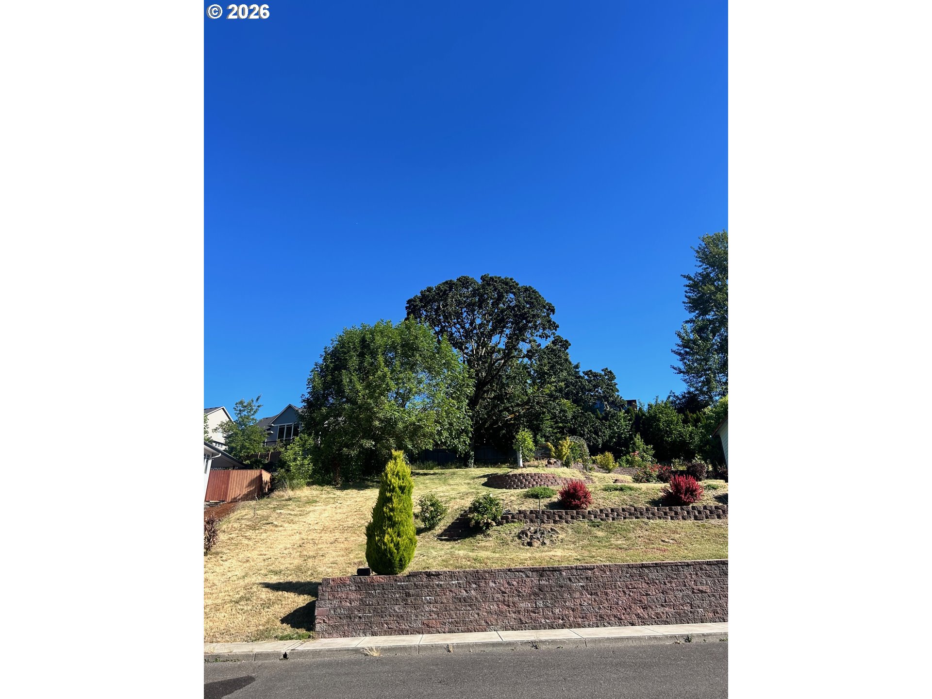 Land in Salem