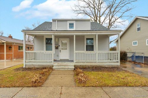 4693 Universal St, Dearborn Heights, MI, 48125-3338 | Card Image