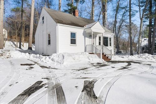 94 Myrtle St, Ashland, MA, 01721-1113 | Card Image