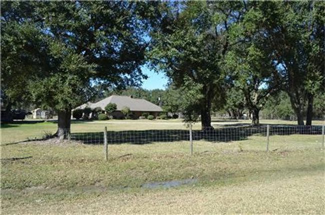 319 Wallace Rd, Home with 0 bedrooms, 3 bathrooms and 2 parking in Hankamer TX | Image 7
