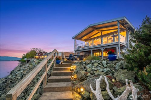 9609 Samish Island Rd, Bow, WA, 98232-9349 | Card Image