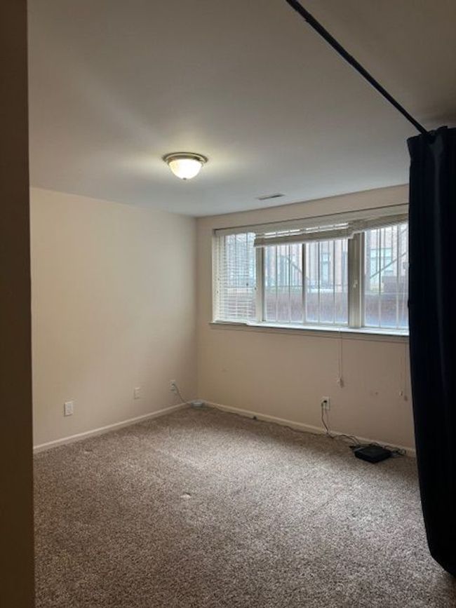 158 Tiffany Ln, Condo with 2 bedrooms, 3 bathrooms and null parking in Royal Oak MI | Image 7