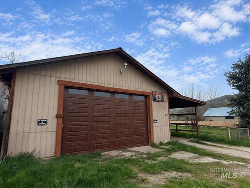 119 W Boise St, Horseshoe Bend, ID, 83629-5047 | Card Image