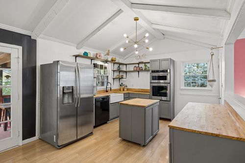 604 Blue Ridge Dr, Columbia, TN, 38401-6190 | Card Image