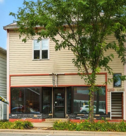 12814 Lake Blvd, Lindstrom, MN, 55045-9345 | Card Image