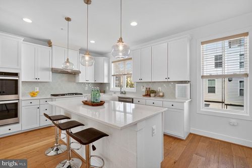 2373 Wyeth St, SILVER SPRING, MD, 20906-3606 | Card Image