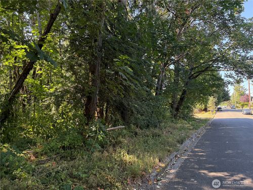 32257 39th Ave S, Federal Way, WA, 98001-9608 | Card Image