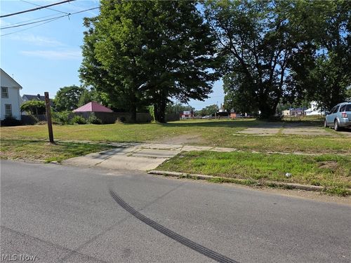 4823 Mckinley Ave, Ashtabula, OH, 44004-6706 | Card Image