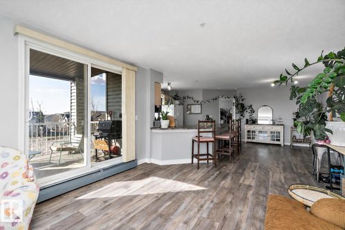 402-40 Summerwood Blvd, Sherwood Park, AB, T8H0C2 | Card Image