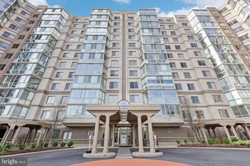 621-19375 Cypress Ridge Ter, LEESBURG, VA, 20176-5187 | Card Image