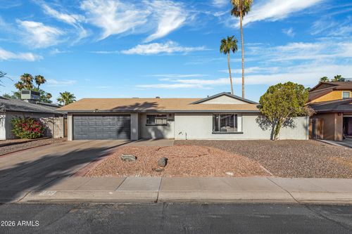 4423 S Newberry Rd, Tempe, AZ, 85282-7133 | Card Image