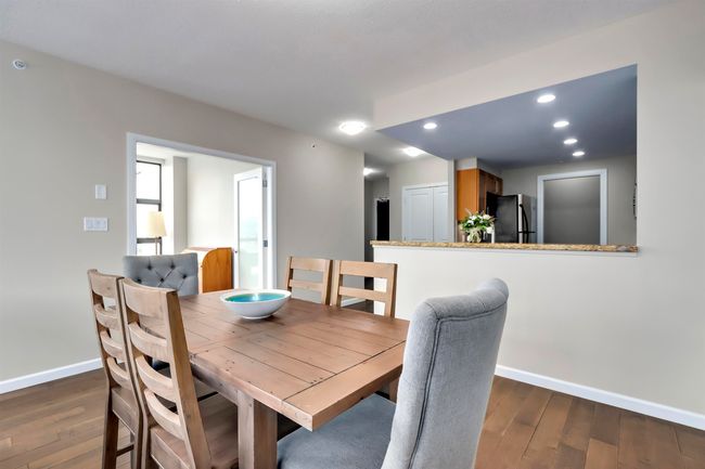 2501 - 288 Ungless Way, Condo with 2 bedrooms, 2 bathrooms and 2 parking in Port Moody BC | Image 13