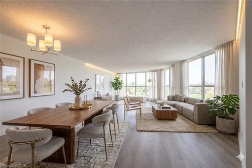 101-24 Marilyn Dr, Guelph, ON, N1H8E9 | Card Image