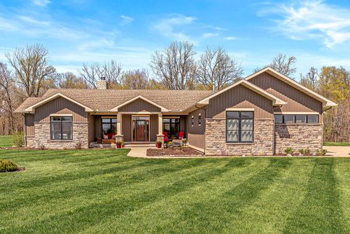 10353 Jill Ln, Berrien Springs, MI, 49103-9166 | Card Image