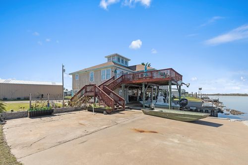 222 Fishermans Isle, Brazoria, TX, 77422-7921 | Card Image