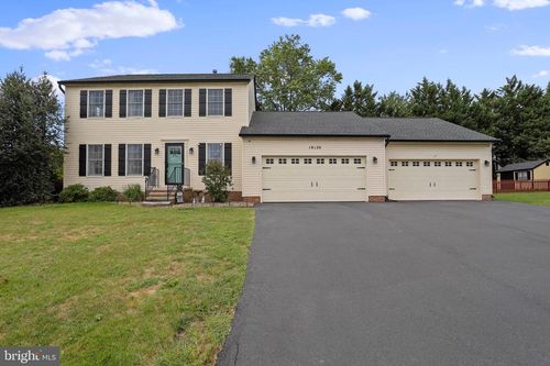 19120 Olde Waterford Rd, HAGERSTOWN, MD, 21742-1504 | Card Image