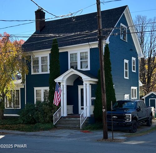 1504 East St, Honesdale, PA, 18431-2036 | Card Image