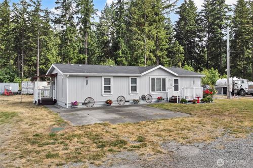 14615 Lawrence Lake Road Se, Yelm, WA, 98597 | Card Image