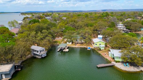 1833 Highland Dr, Highland Haven, TX, 78654-8246 | Card Image