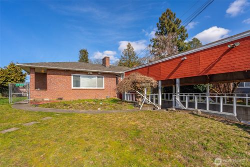 1428 Sw Grandview Ave, Chehalis, WA, 98532-3743 | Card Image