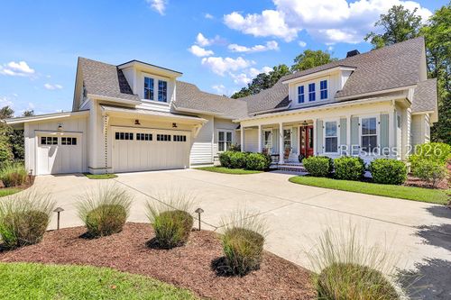 493 Flatwater Dr, Bluffton, SC, 29910-9365 | Card Image