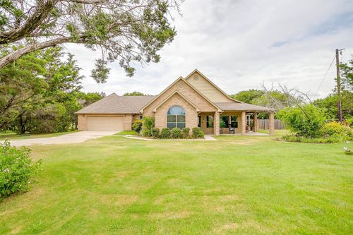 124 Cynthia Ann Parker Ln, Weatherford, TX, 76087-5316 | Card Image