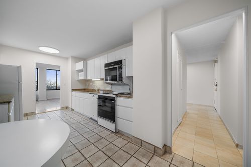 apt-109-300 Winston Dr, Cliffside Park, NJ, 07010-3208 | Card Image