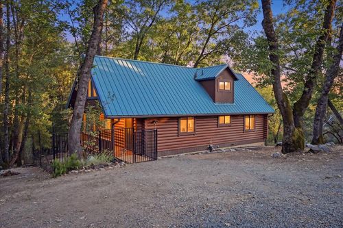 21417 Running Horse Rd, Nevada City, CA, 95959-8717 | Card Image
