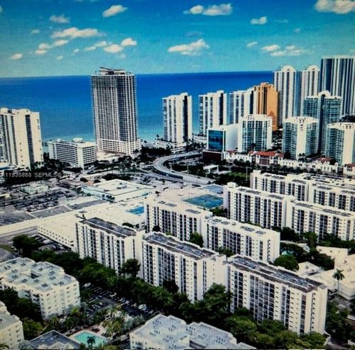 apt-1007-17011 N Bay Rd, Sunny Isles Beach, FL, 33160-3634 | Card Image