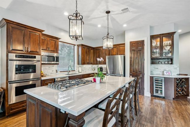 6611 Course View Ln, House other with 4 bedrooms, 5 bathrooms and 3 parking in Spring TX | Image 11