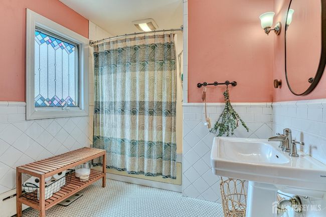 8 Taylor Ave, House other with 3 bedrooms, 2 bathrooms and null parking in Hightstown NJ | Image 20