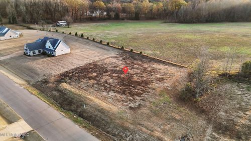 1505 Ashtons Ln, Hernando, MS, 38632-1363 | Card Image