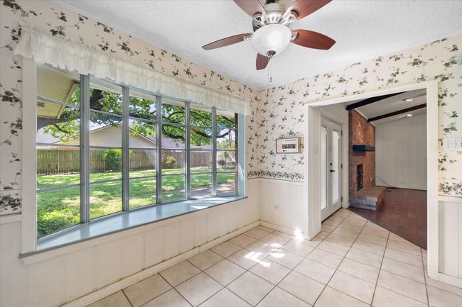 901 Royal Ln, House other with 4 bedrooms, 2 bathrooms and null parking in Corsicana TX | Image 12